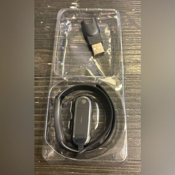 NEW M5 Smart Bracelet Fitness Activity Tracker New in Box - Picture 5 of 7